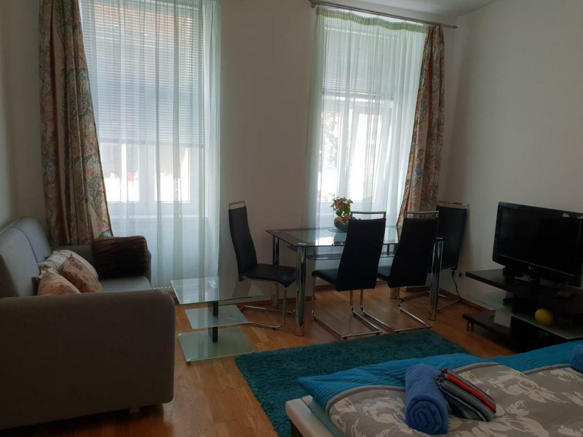 Ferienwohnung Nina Wien Exterior foto