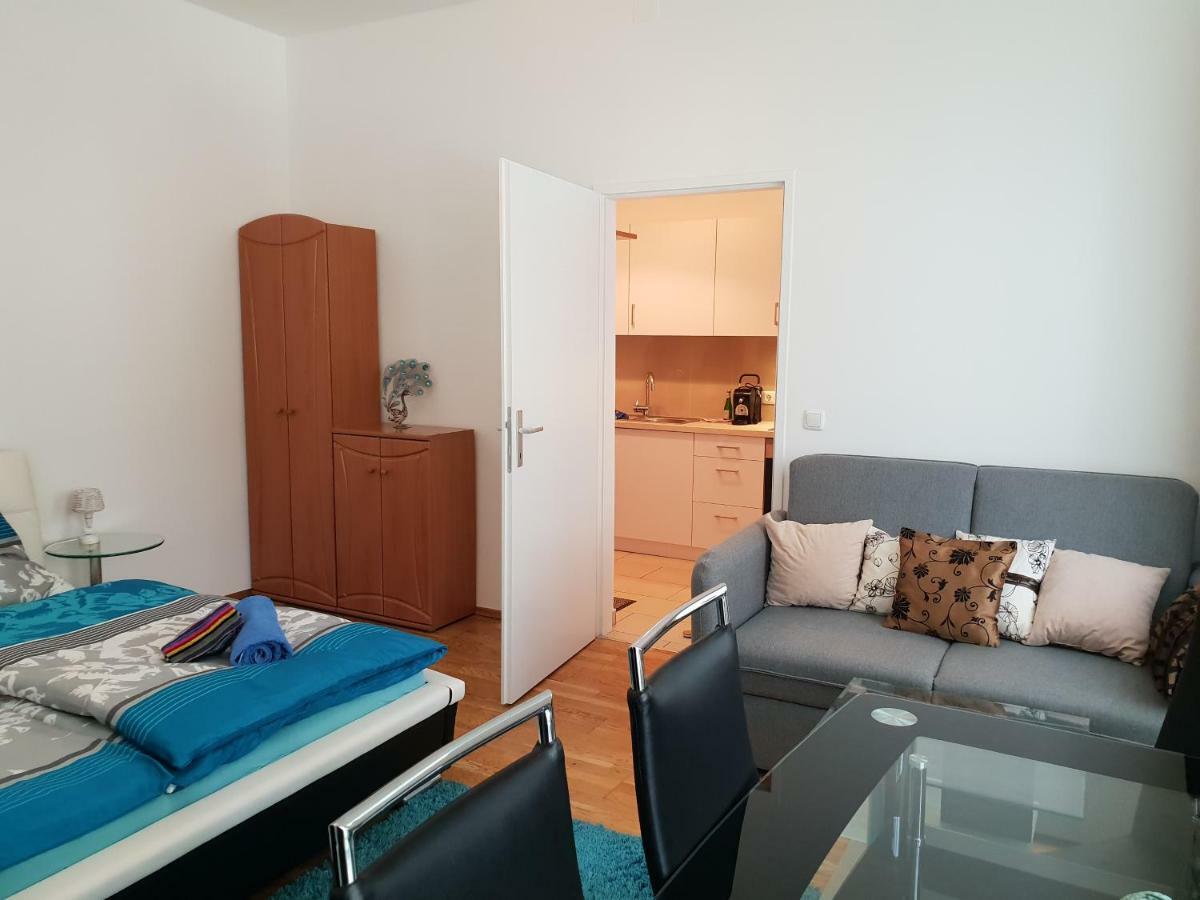 Ferienwohnung Nina Wien Exterior foto