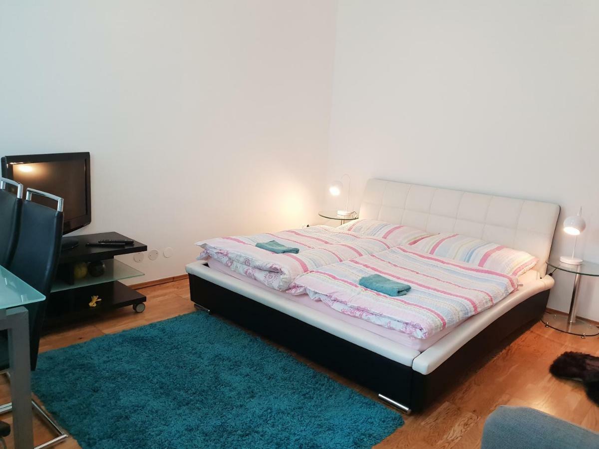 Ferienwohnung Nina Wien Exterior foto